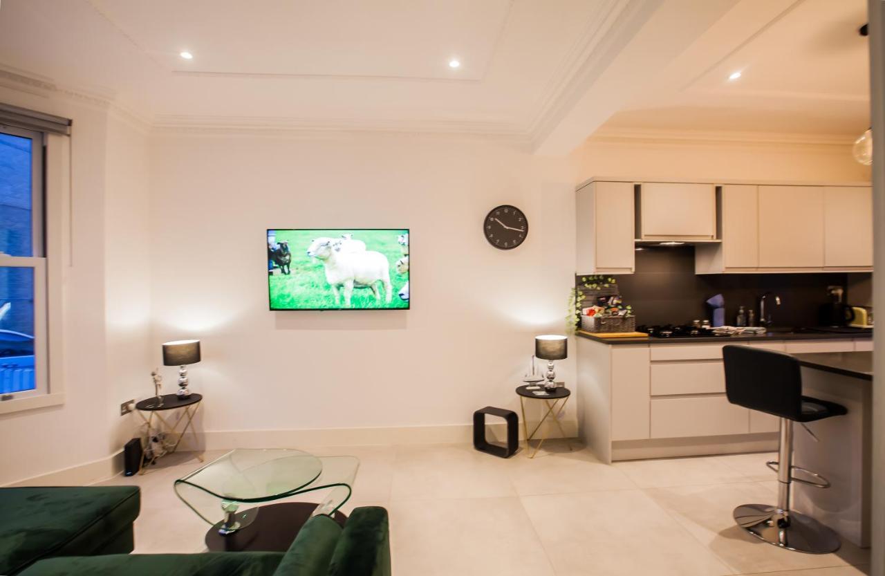 Surbiton Luxury Garden House 19A Βίλα Εξωτερικό φωτογραφία